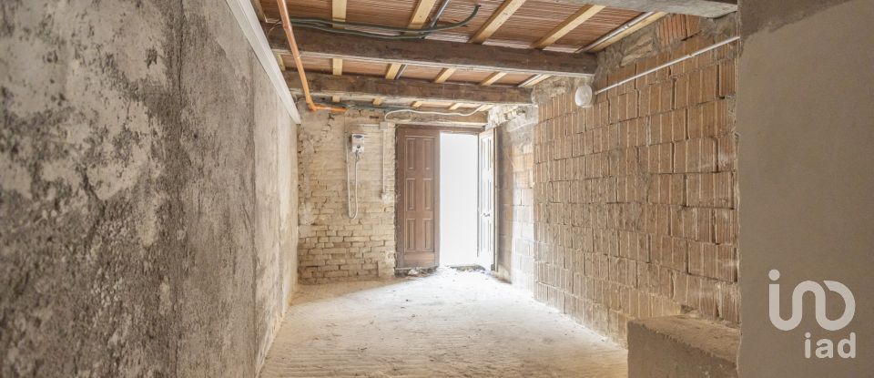 Two-room apartment of 68 m² in Montegiorgio (63833)