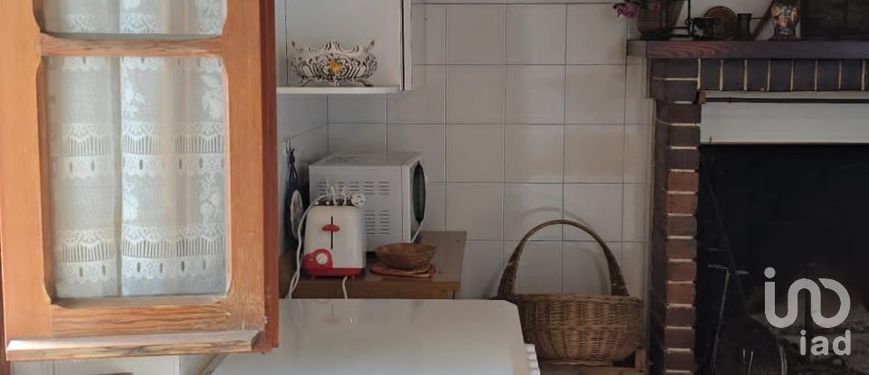 Casa indipendente 0 locali di 230 m² in Tuoro sul Trasimeno (06069)