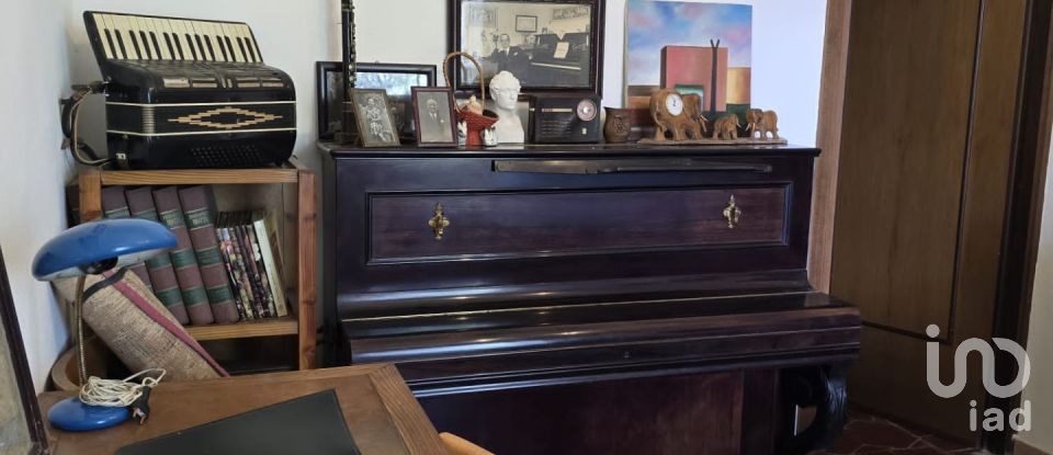 Casa indipendente 0 locali di 230 m² in Tuoro sul Trasimeno (06069)