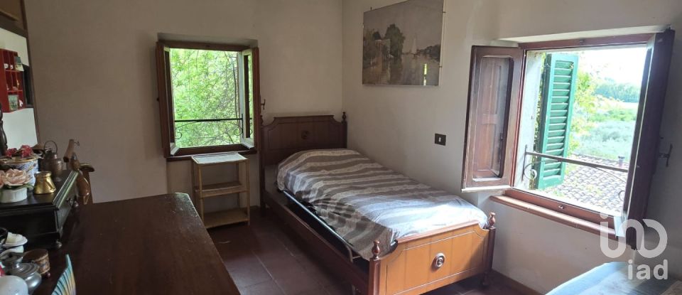 Casa indipendente 0 locali di 230 m² in Tuoro sul Trasimeno (06069)