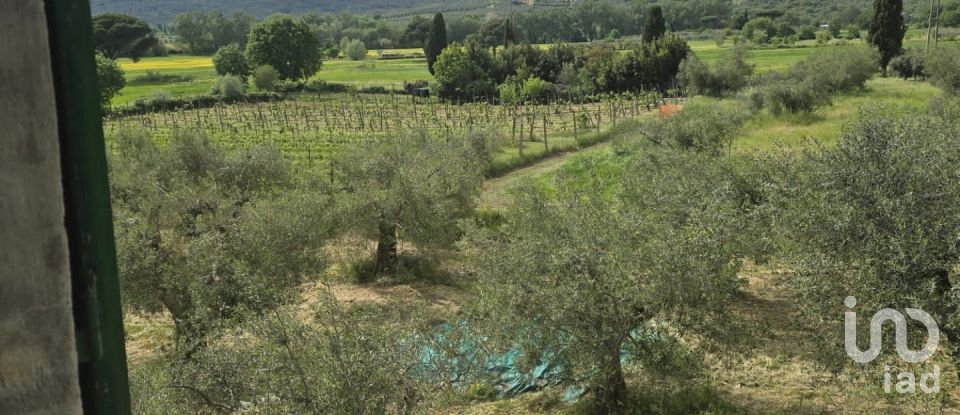 Casa indipendente 0 locali di 230 m² in Tuoro sul Trasimeno (06069)