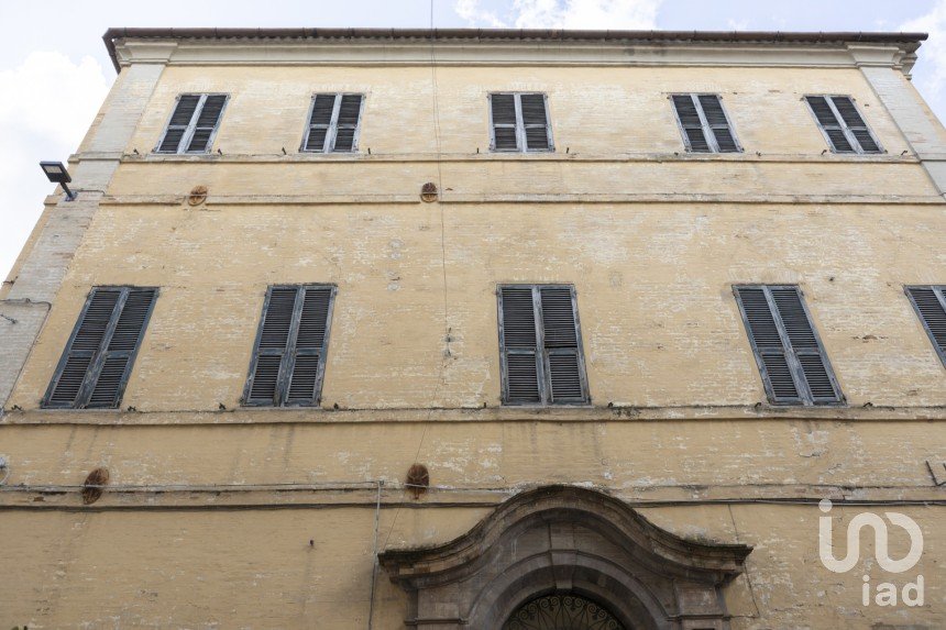 Block of flats in Filottrano (60024) of 500 m²