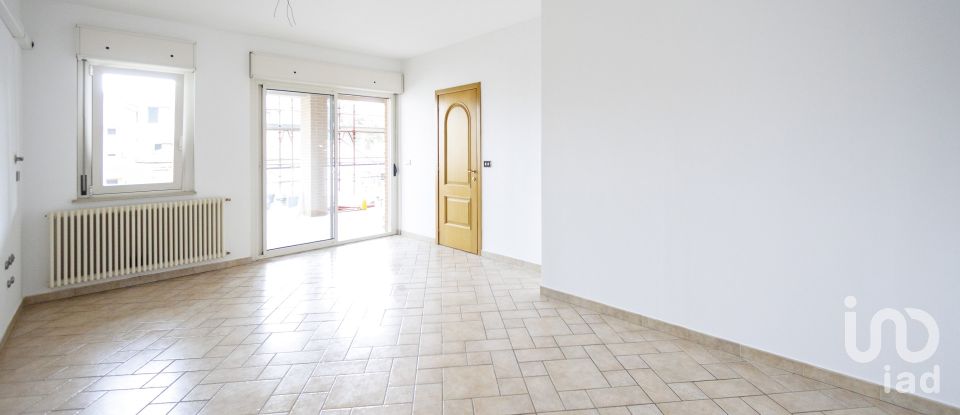 Apartment 10 rooms of 151 m² in Roseto degli Abruzzi (64026)