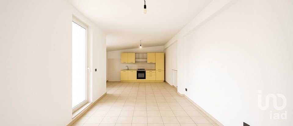 Apartment 10 rooms of 151 m² in Roseto degli Abruzzi (64026)