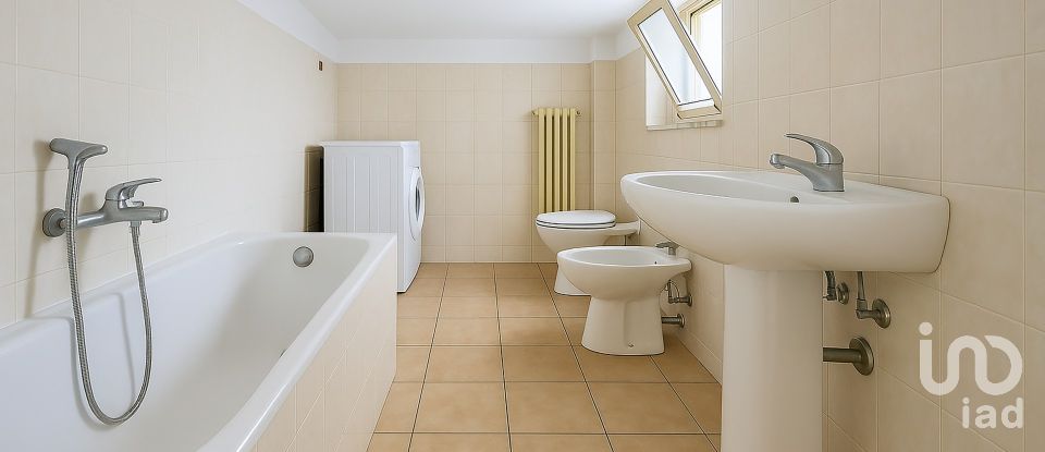 Apartment 10 rooms of 151 m² in Roseto degli Abruzzi (64026)