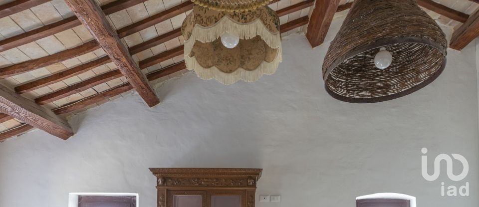 Casa indipendente 18 locali di 390 m² in Osimo (60027)