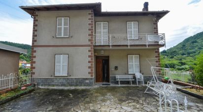Casa indipendente / Villa 8 locali di 202 m² in Millesimo (17017)