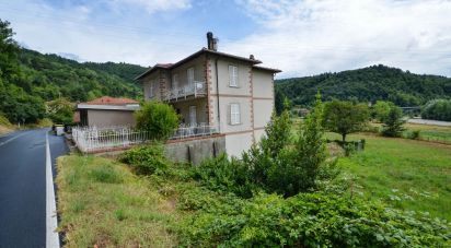 Casa indipendente / Villa 8 locali di 202 m² in Millesimo (17017)