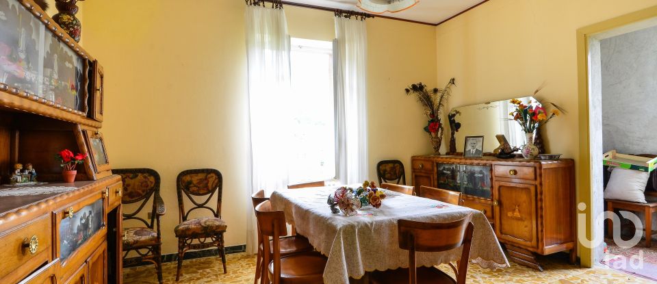 House 8 rooms of 202 m² in Millesimo (17017)