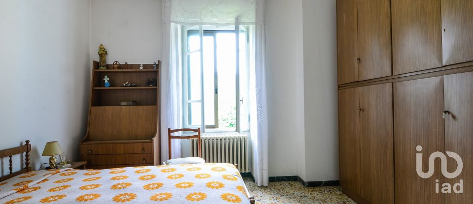 House 8 rooms of 202 m² in Millesimo (17017)