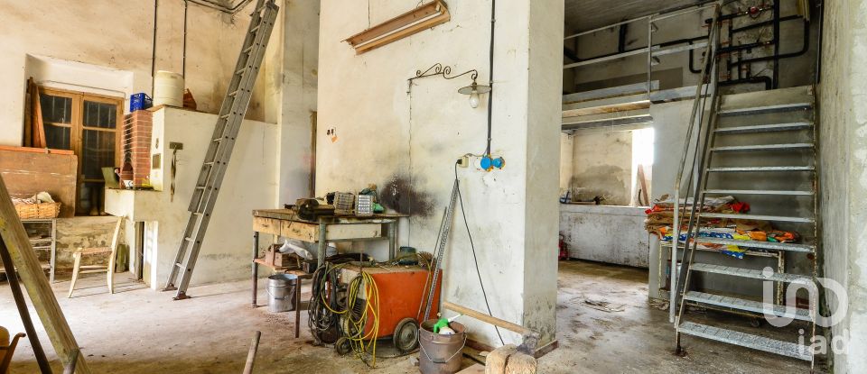 House 8 rooms of 202 m² in Millesimo (17017)