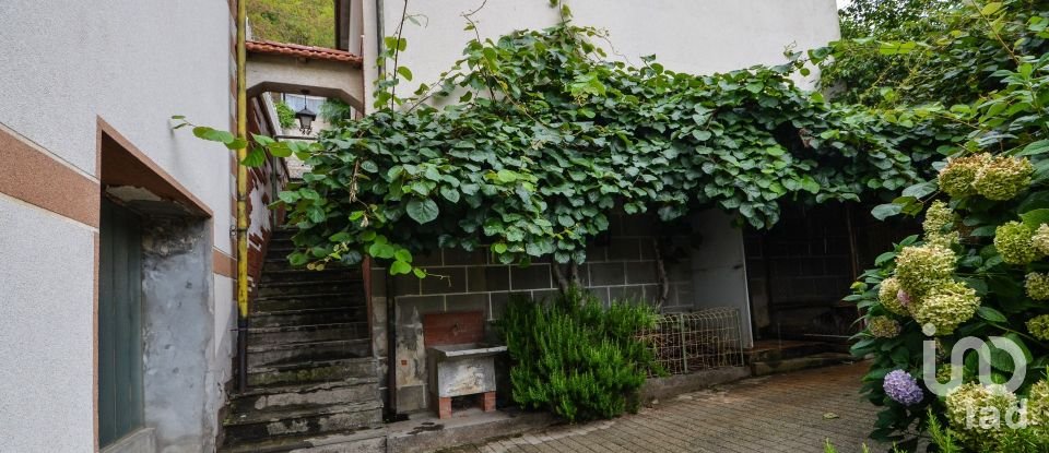 House 8 rooms of 202 m² in Millesimo (17017)