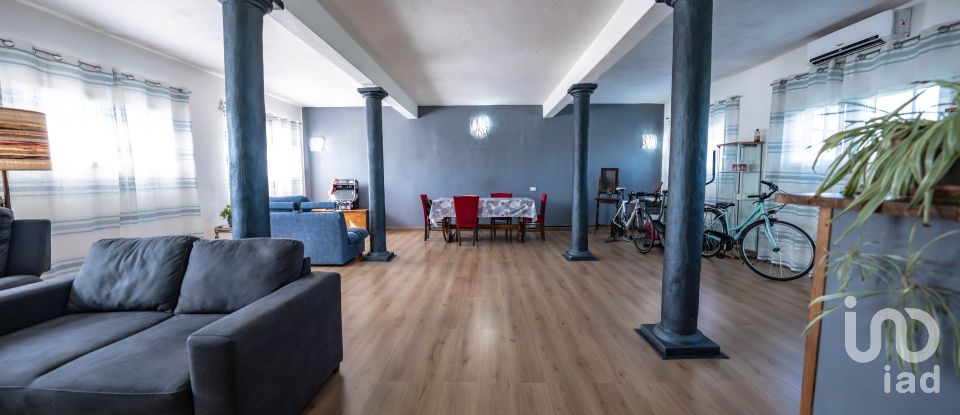 Casa indipendente / Villa 6 locali di 3.149 m² in Berra (44033)