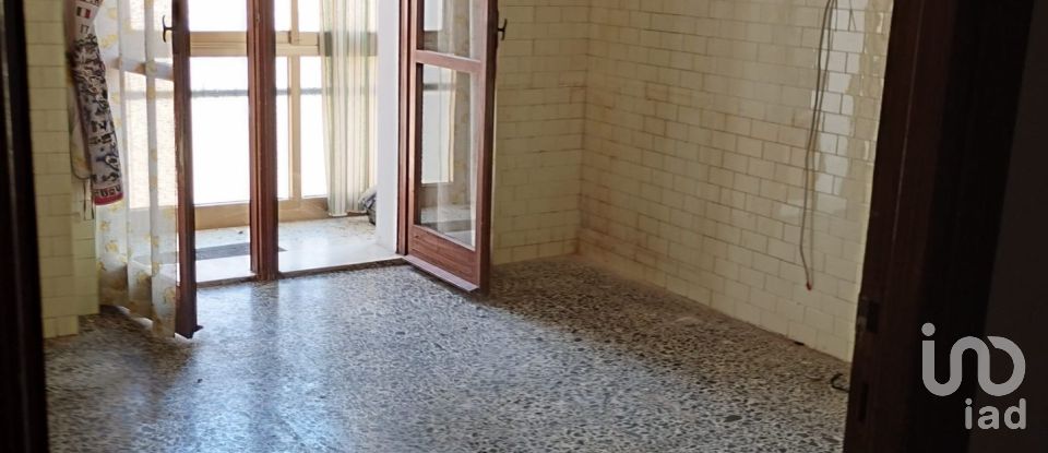 Appartamento 6 locali di 121 m² a Sassari (07100)