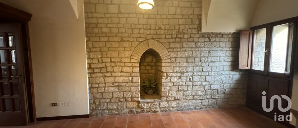 Apartment 14 rooms of 350 m² in Fano (61032)