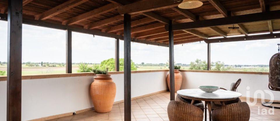 Farm 18 rooms of 387 m² in Nardò (73050)