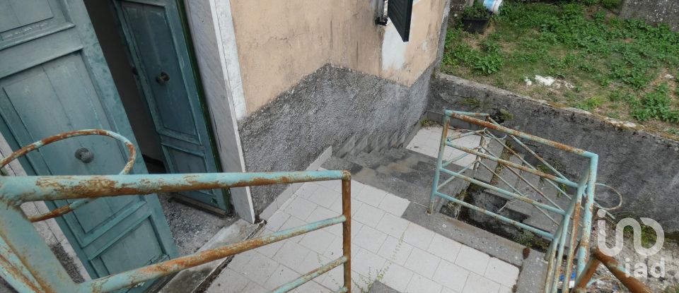 Quadrilocale di 65 m² a Carro (19012)