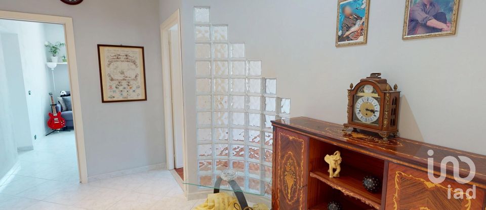 Casa indipendente / Villa 6 locali di 116 m² in Genova (16164)