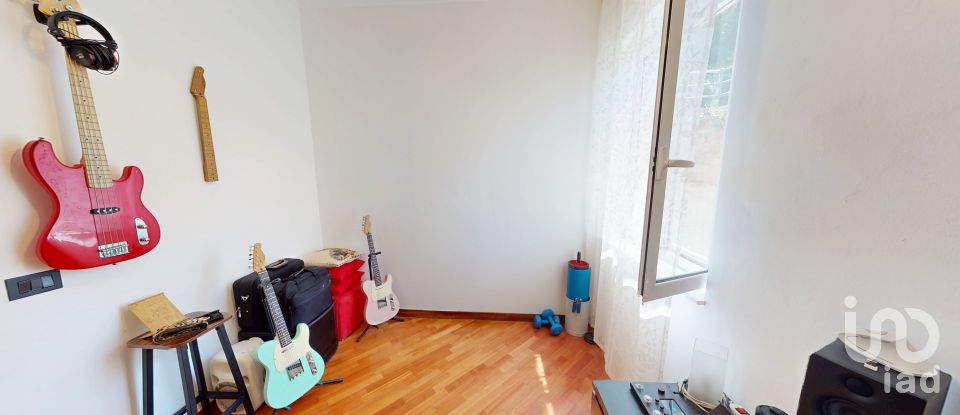 Casa indipendente / Villa 6 locali di 116 m² in Genova (16164)