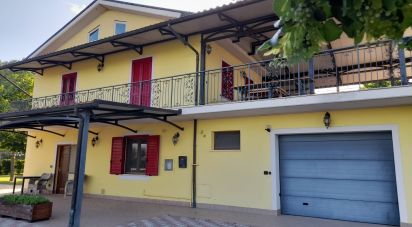 Casa indipendente / Villa 12 locali di 320 m² in Cellino Attanasio (64036)