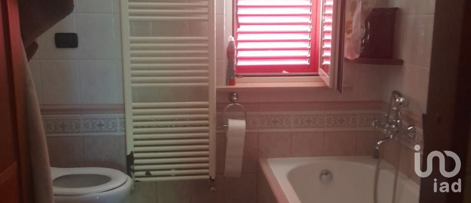 Casa indipendente / Villa 12 locali di 320 m² in Cellino Attanasio (64036)