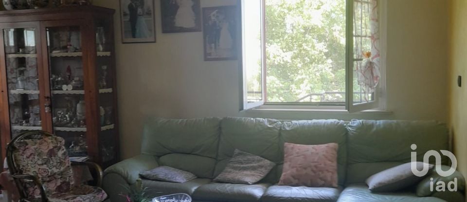 Casa indipendente / Villa 12 locali di 320 m² in Cellino Attanasio (64036)