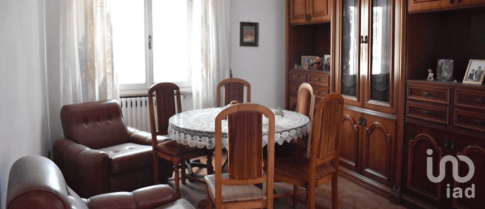 Casa indipendente / Villa 6 locali di 129 m² in Staffolo (60039)