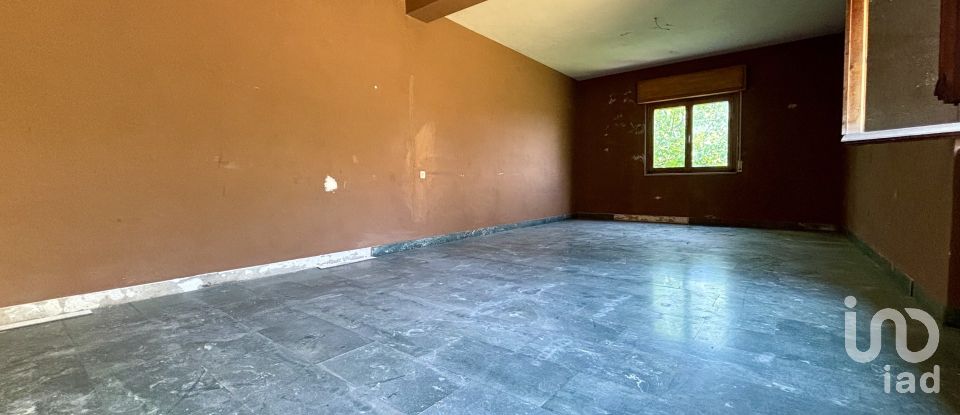 House 9 rooms of 200 m² in Fabriano (60044)