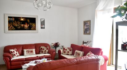 Appartamento 5 locali di 113 m² a Santa Maria Nuova (60030)