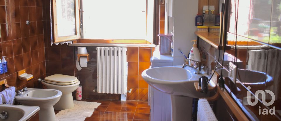 Appartamento 5 locali di 113 m² a Santa Maria Nuova (60030)