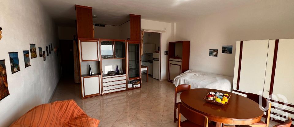 Monolocale di 50 m² a Ceriale (17023)