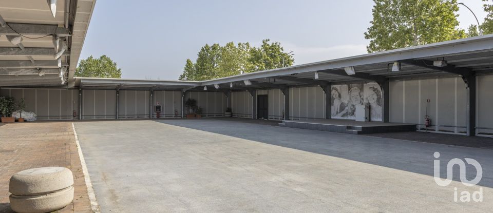 Building of 3,200 m² in Porto Sant'Elpidio (63821)