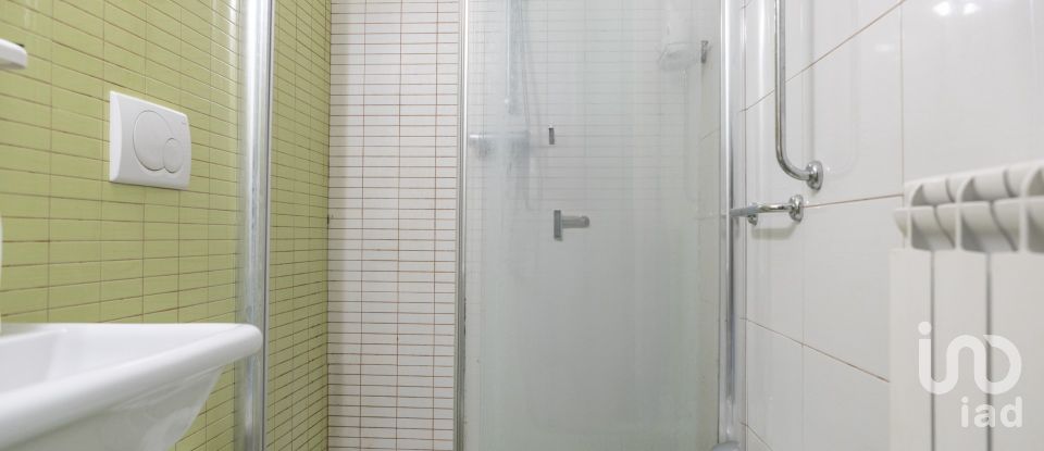 Building of 3,200 m² in Porto Sant'Elpidio (63821)