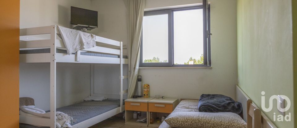 Building of 3,200 m² in Porto Sant'Elpidio (63821)