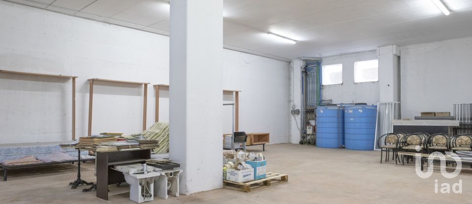 Building of 3,200 m² in Porto Sant'Elpidio (63821)