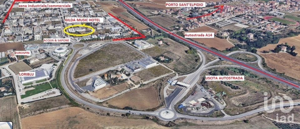 Building of 3,200 m² in Porto Sant'Elpidio (63821)