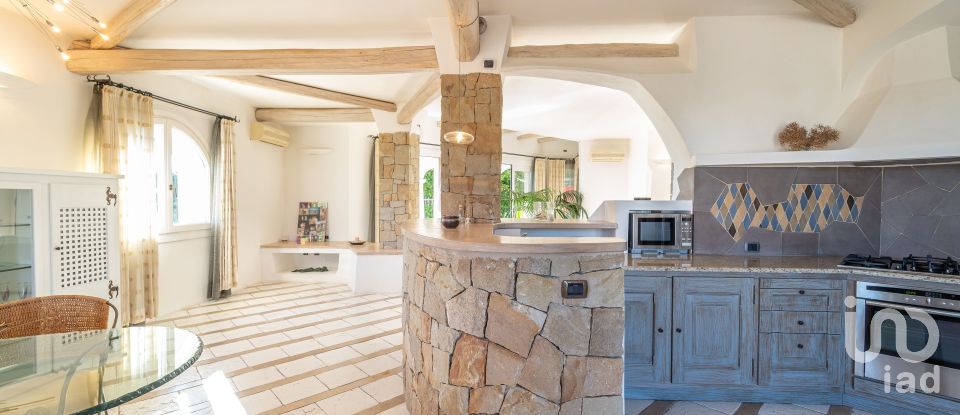 Farm 10 rooms of 350 m² in Olbia (07026)