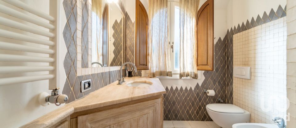 Farm 10 rooms of 350 m² in Olbia (07026)