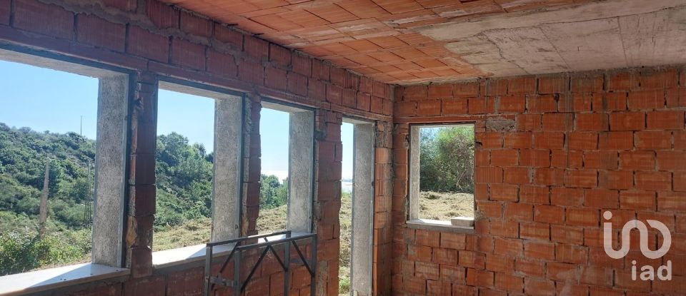 Country home 3 rooms of 65 m² in Savona (17100)