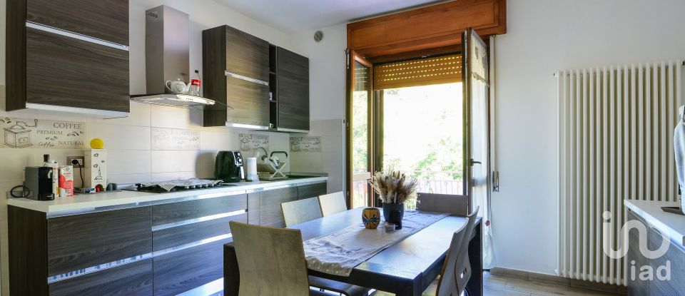 Appartamento 7 locali di 168 m² a Carcare (17043)