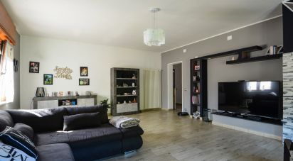 Appartamento 7 locali di 168 m² a Carcare (17043)