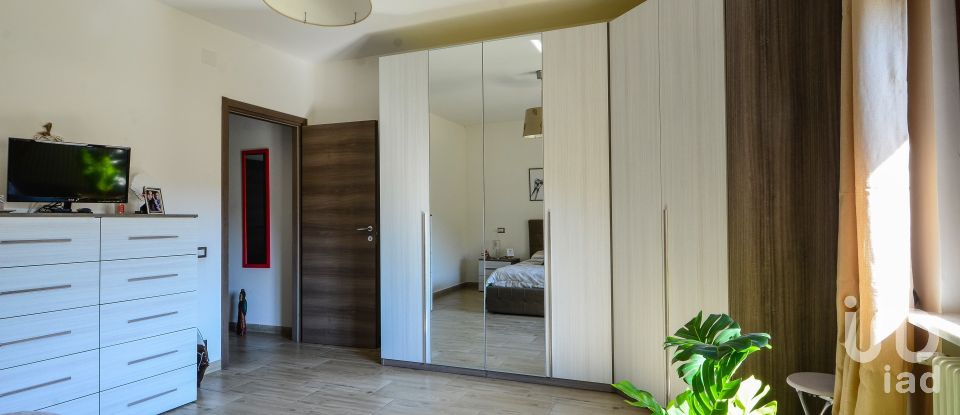 Appartamento 7 locali di 168 m² a Carcare (17043)