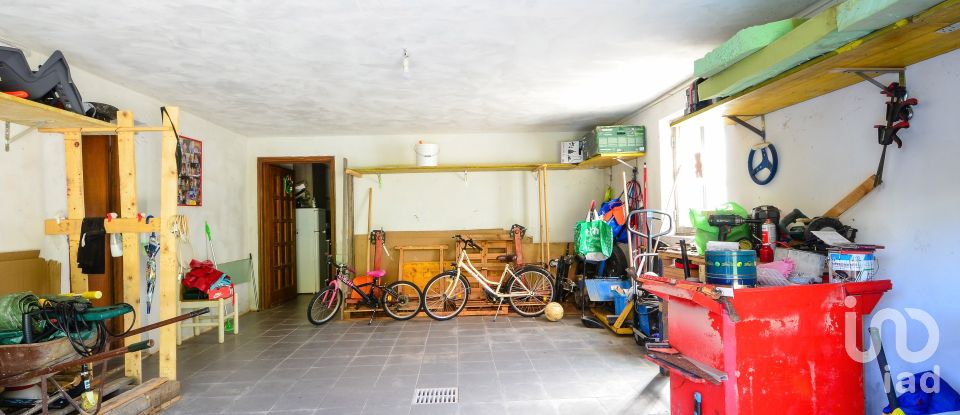 Appartamento 7 locali di 168 m² a Carcare (17043)