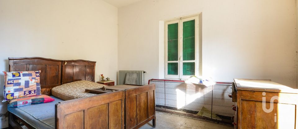 Appartamento 5 locali di 140 m² a Cairo Montenotte (17014)