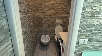 Two-room apartment of 40 m² in Milano (20123)