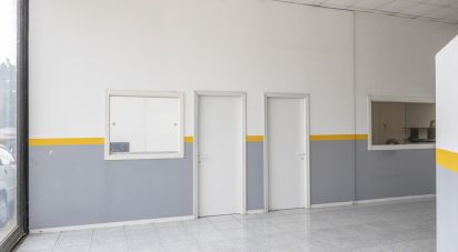 Capannone di 500 m² in Loreto (60025)