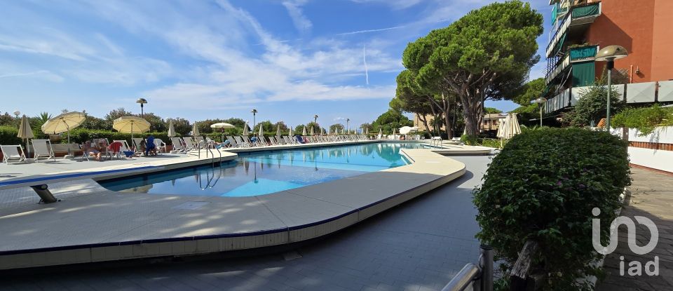 One-room apartment of 32 m² in Arenzano (16011)