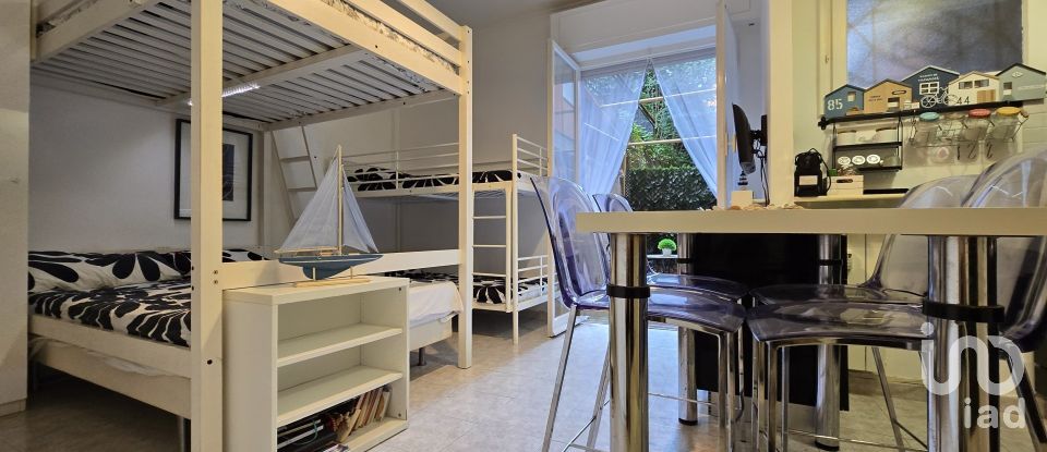 One-room apartment of 32 m² in Arenzano (16011)