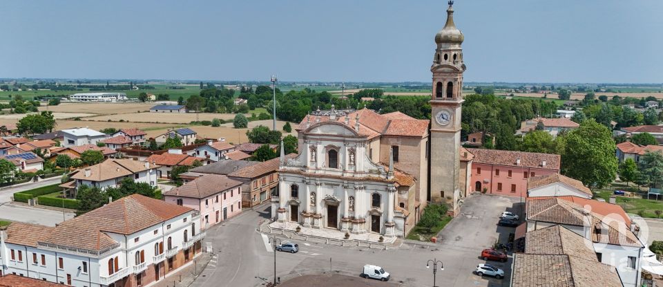 Palazzo / Stabile di 269 m² in Crespino (45030)