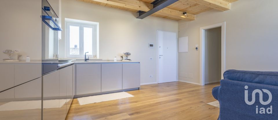 Block of flats 2 rooms of 60 m² in Numana (60026)